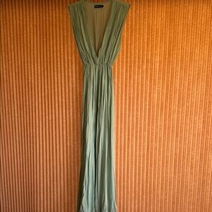 Elegant Sage Green Maxi Dress